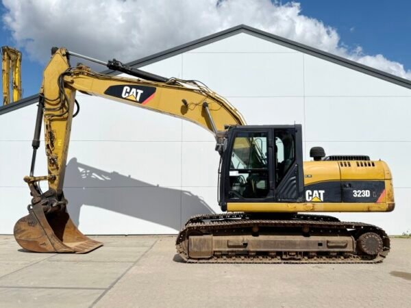 Caterpillar 323DL