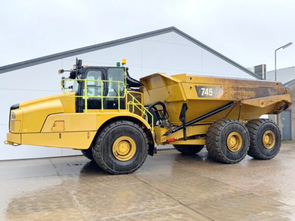 Caterpillar 745 04A