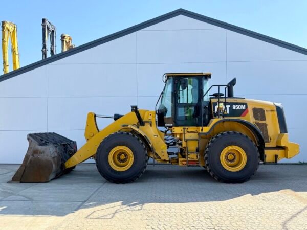 Caterpillar 950M - New michelin tyres
