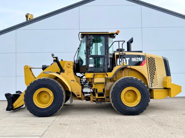 Caterpillar 962M