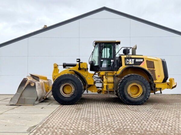 Caterpillar 966M