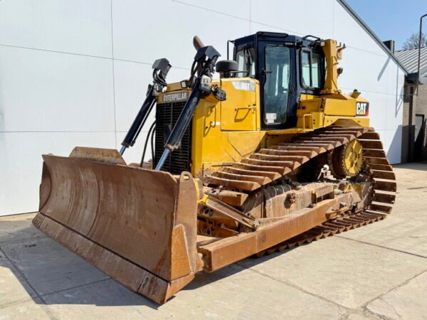Caterpillar D6T LGP