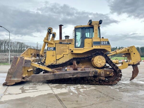 Caterpillar D9R