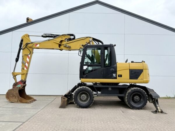 Caterpillar M313D
