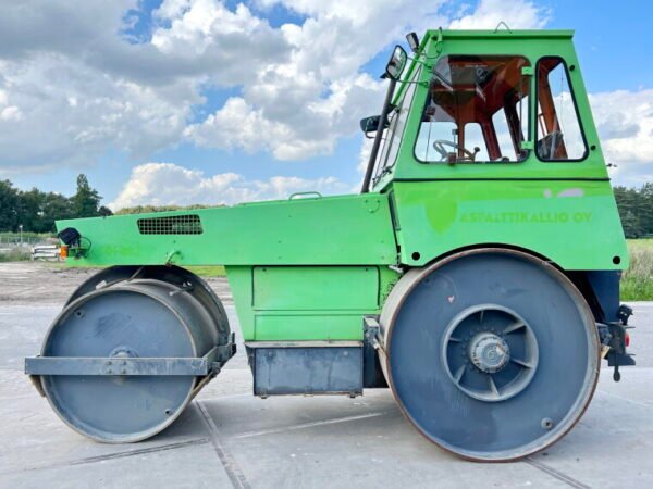 Hamm HW90/12