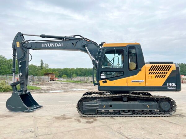 Hyundai R140L - Image 2