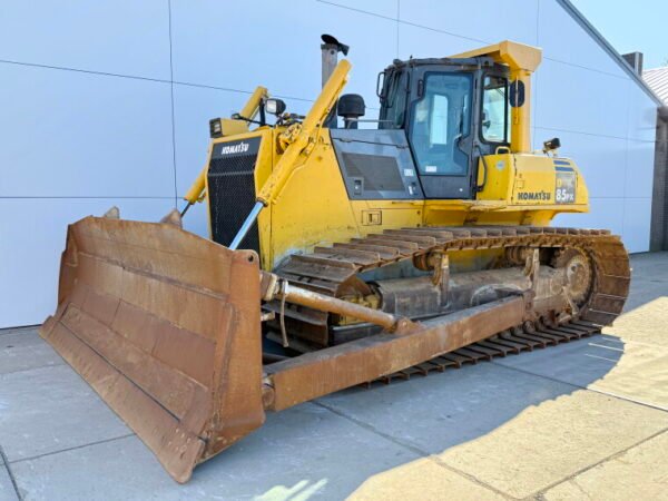 Komatsu D85PX-15E0