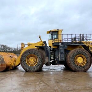 Komatsu WA800-3E0