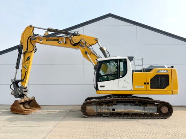 Liebherr R924LC