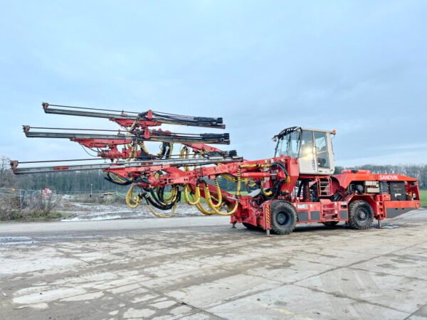 Sandvik DT1130i Drill Rig