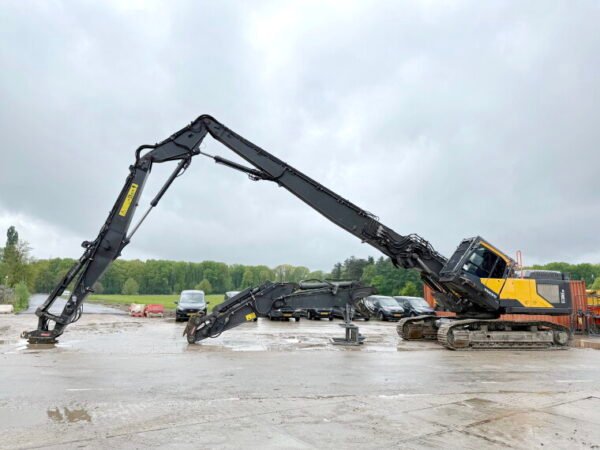 Volvo EC380EHR UHD - 24 Meter Demolition
