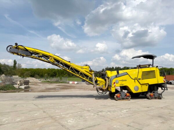 Wirtgen W100F