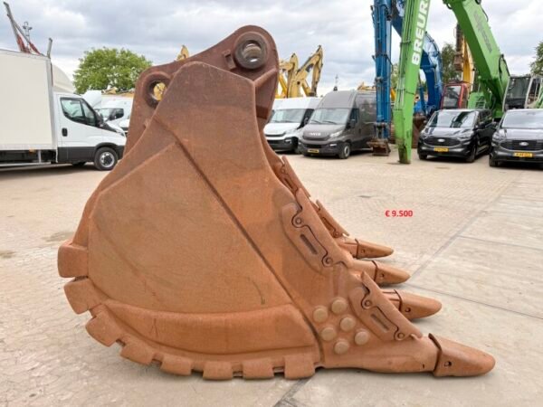 Caterpillar 374DL ME - Image 32