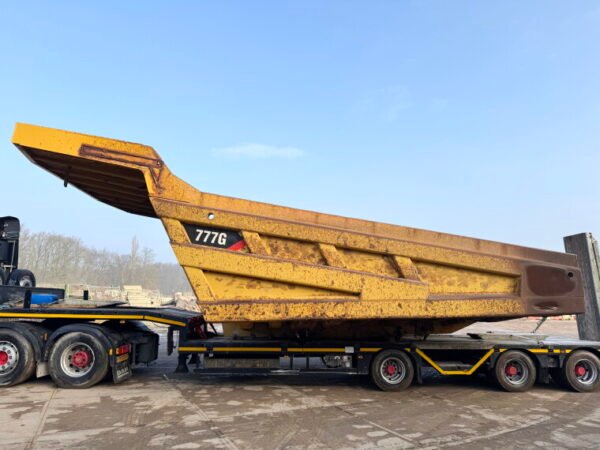 Caterpillar 777G Bucket - Image 2