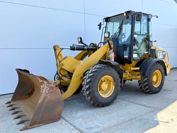 Caterpillar 908H - Image 2