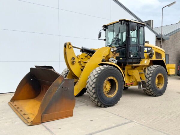 Caterpillar 938K - Image 2