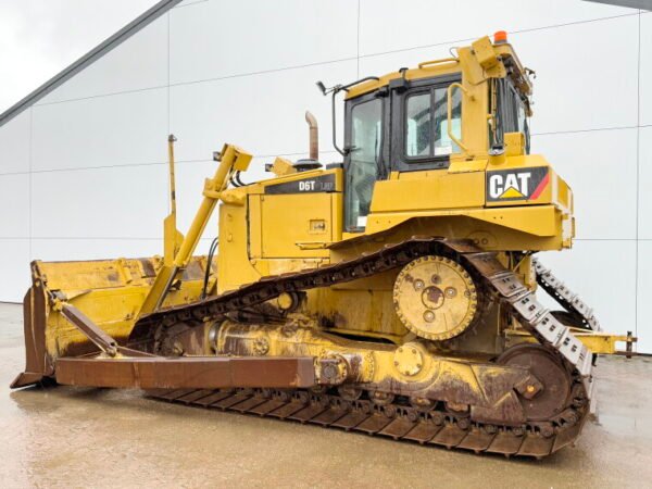 Caterpillar D6T LGP - Image 2