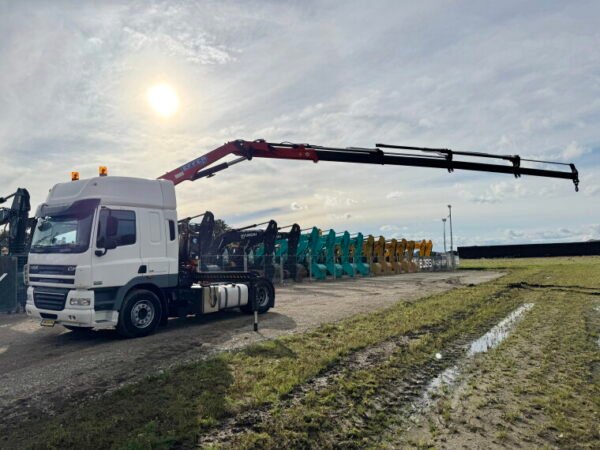 DAF 85.360 + Effer 165-11-48 Crane - Image 2