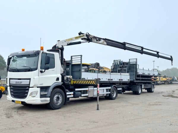 DAF CF400 + Palfinger Crane + Trailer - Image 2