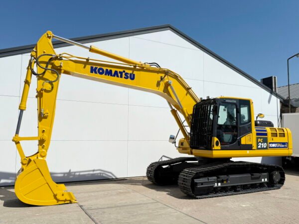 Komatsu PC210-10M0 *2025 Model* - Image 2