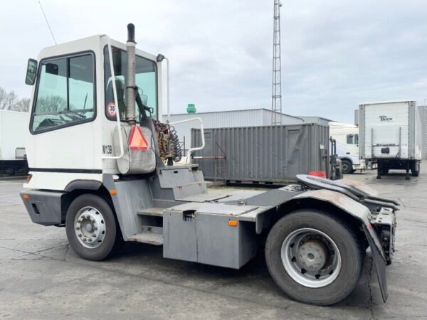 Terberg YT222 - Image 2