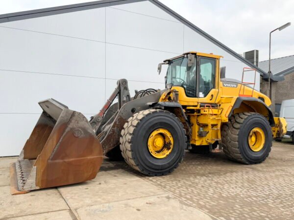 Volvo L220H - Image 2