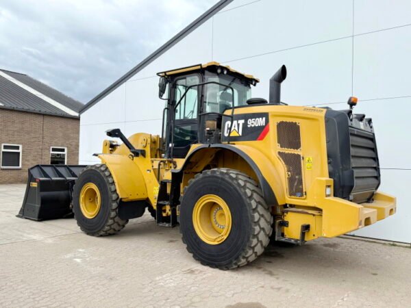 Caterpillar 950M - Image 3