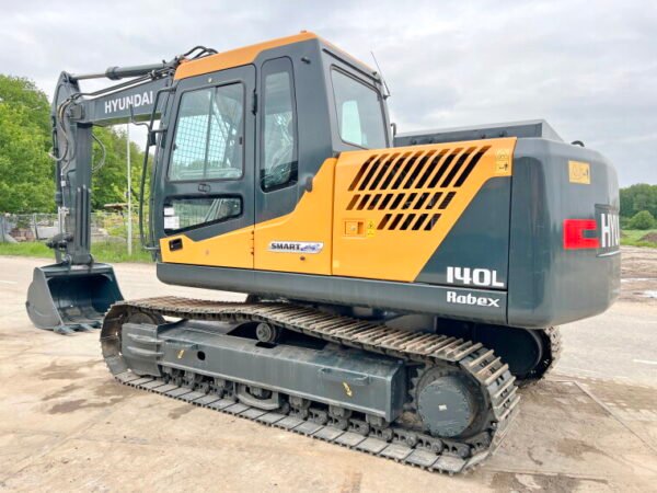 Hyundai R140L - Image 3
