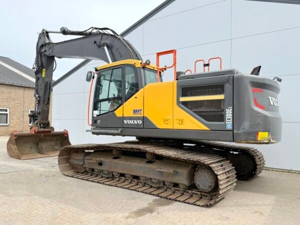 Volvo EC300EL - Image 3