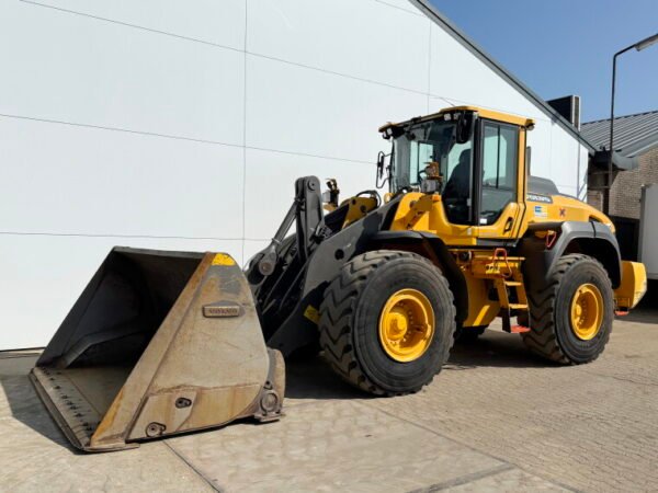 Volvo L110H - German Machine - Image 3