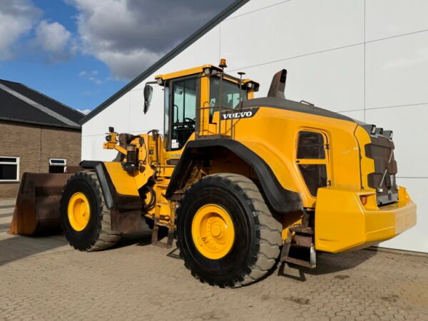 Volvo L180H - Image 3