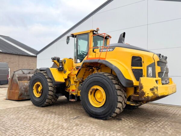 Volvo L220H - Image 3
