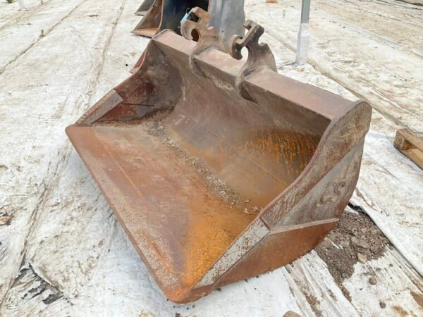 Bucket - Image 2