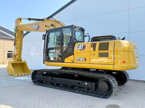 Caterpillar 323D3 *2025 Model* - Image 3
