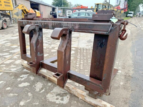 Caterpillar 966 Forks - Image 4