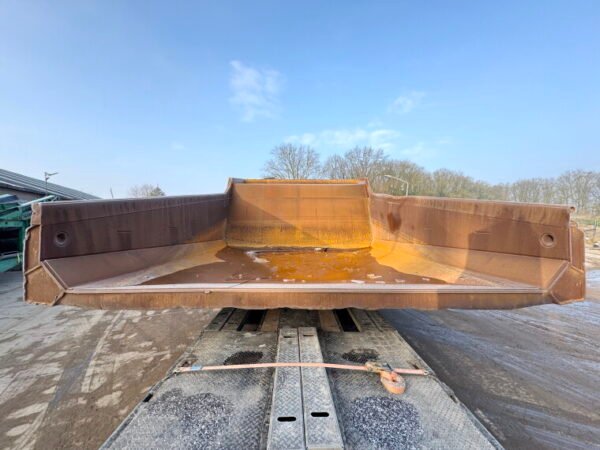 Caterpillar 777G Bucket - Image 4