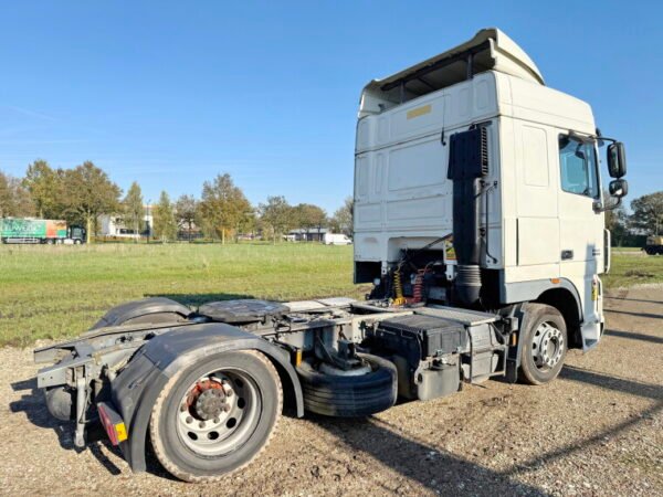 DAF XF 105.410 MEGA - Image 4