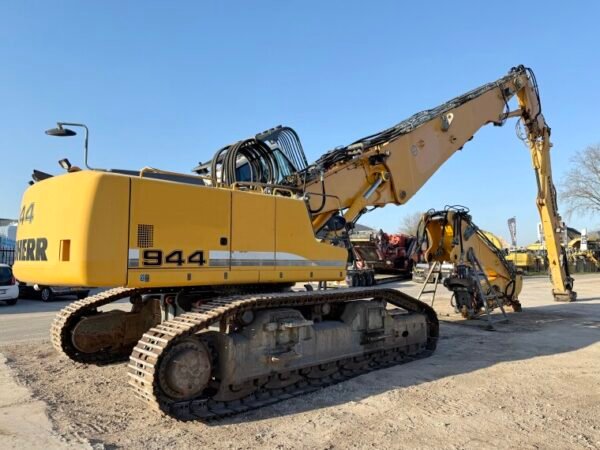 Liebherr R944C UHD - 23 Meter Demolition - Image 5