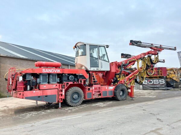 Sandvik DT1130i Drill Rig - Image 4