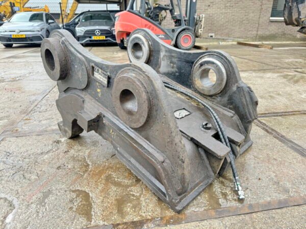 Quick Coupler Caterpillar 374FL - Image 4
