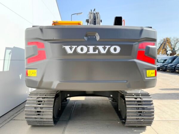 Volvo EC210 - Image 4