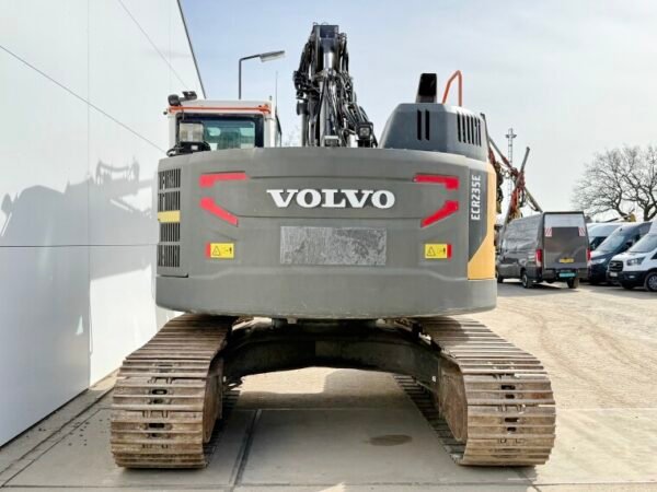 Volvo ECR235EL - Image 4