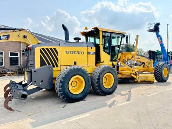 Volvo G970 + RIPPER - Image 4