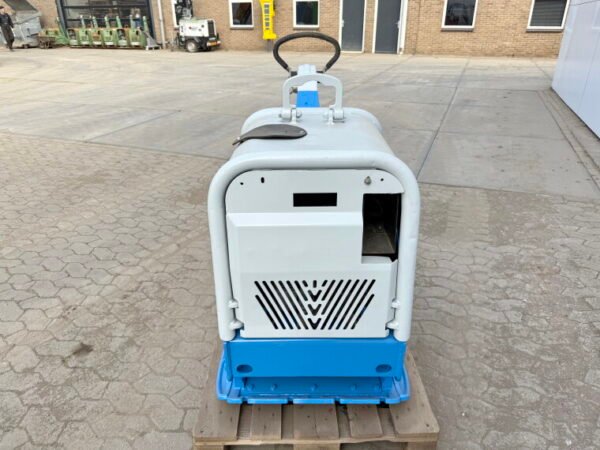 Weber CR8 - Image 4