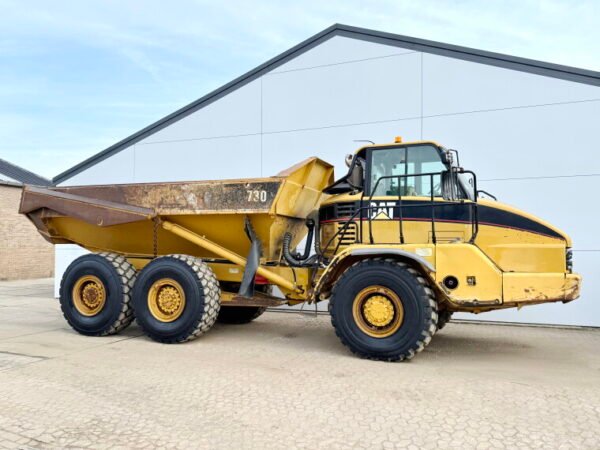 Caterpillar 730 - Image 5