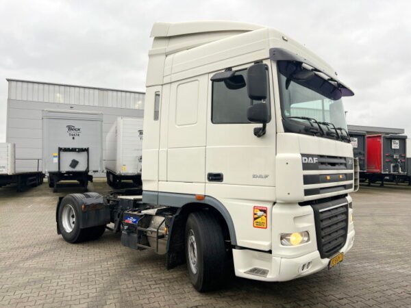DAF XF 105.460 - Image 5