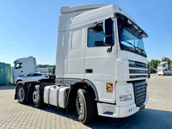 DAF XF105.410 6x2 - Image 5