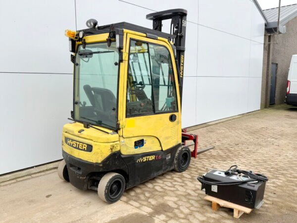 Hyster J1.6XN MWB - Full Electric - Image 5