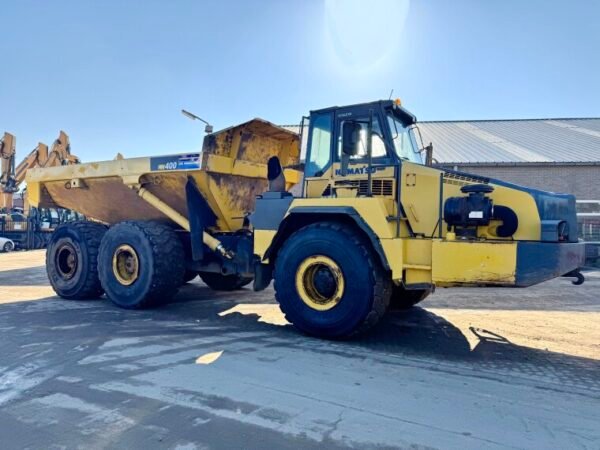 Komatsu HM400-2 - Image 5