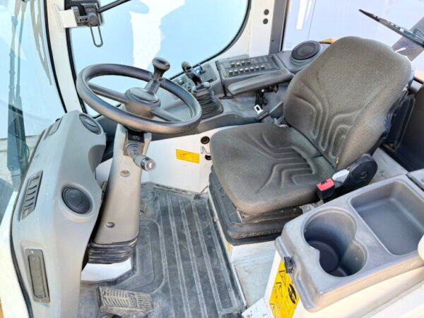 Liebherr L506C - Image 5